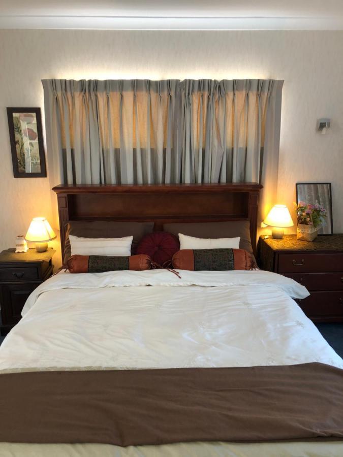 A Cozy Room With It'S Own Privacy Upper Hutt Buitenkant foto