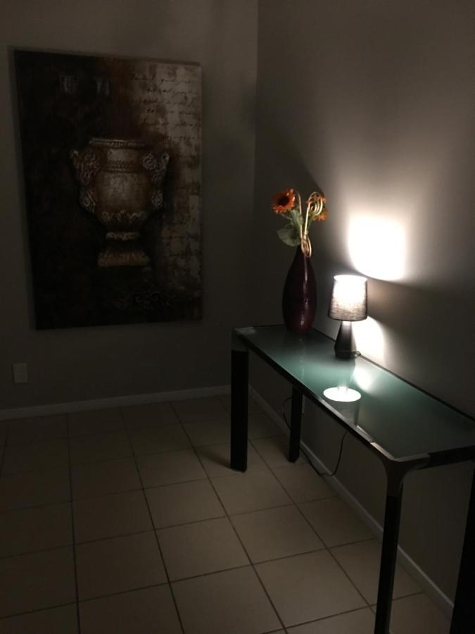 A Cozy Room With It'S Own Privacy Upper Hutt Buitenkant foto